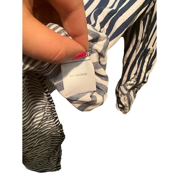 Jane & Delancey Shirt Womens Large Blue White Stripe Rayon Long Sleeve Button Up - Picture 3 of 4